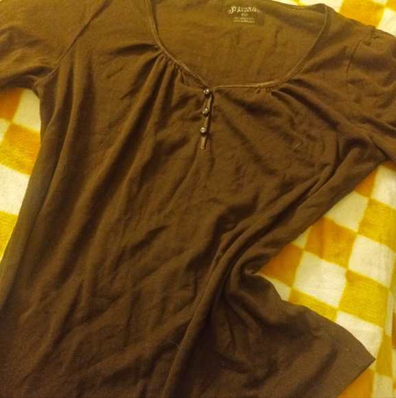 Vintage Y2K Tee - Picture 2 of 2